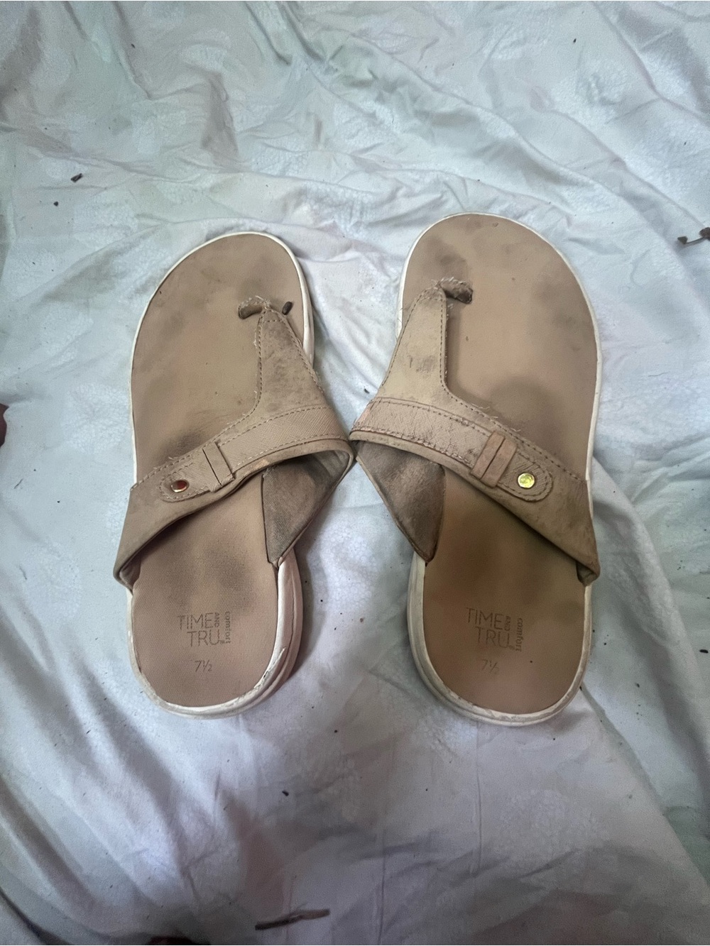 Men's Tan Suede Thong Sandals